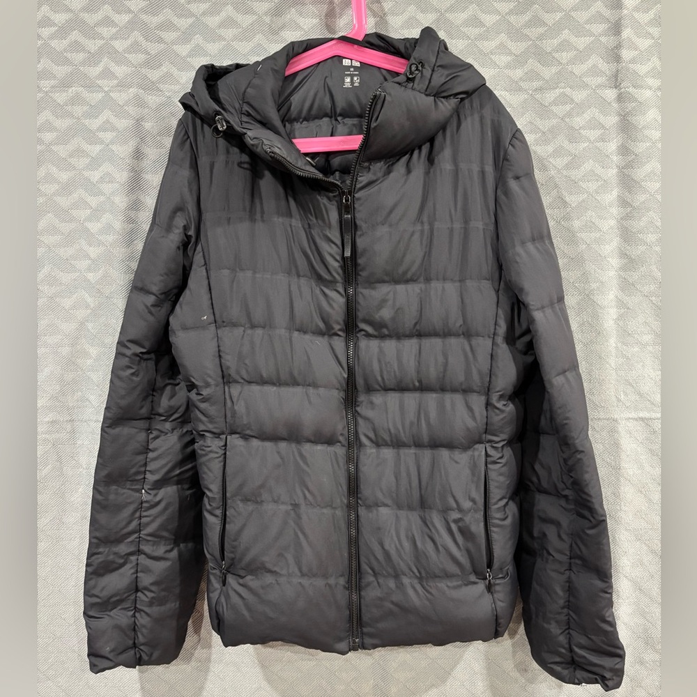 5/$10 Uniqlo Women's Black Lightweight Down Puffer Jacket